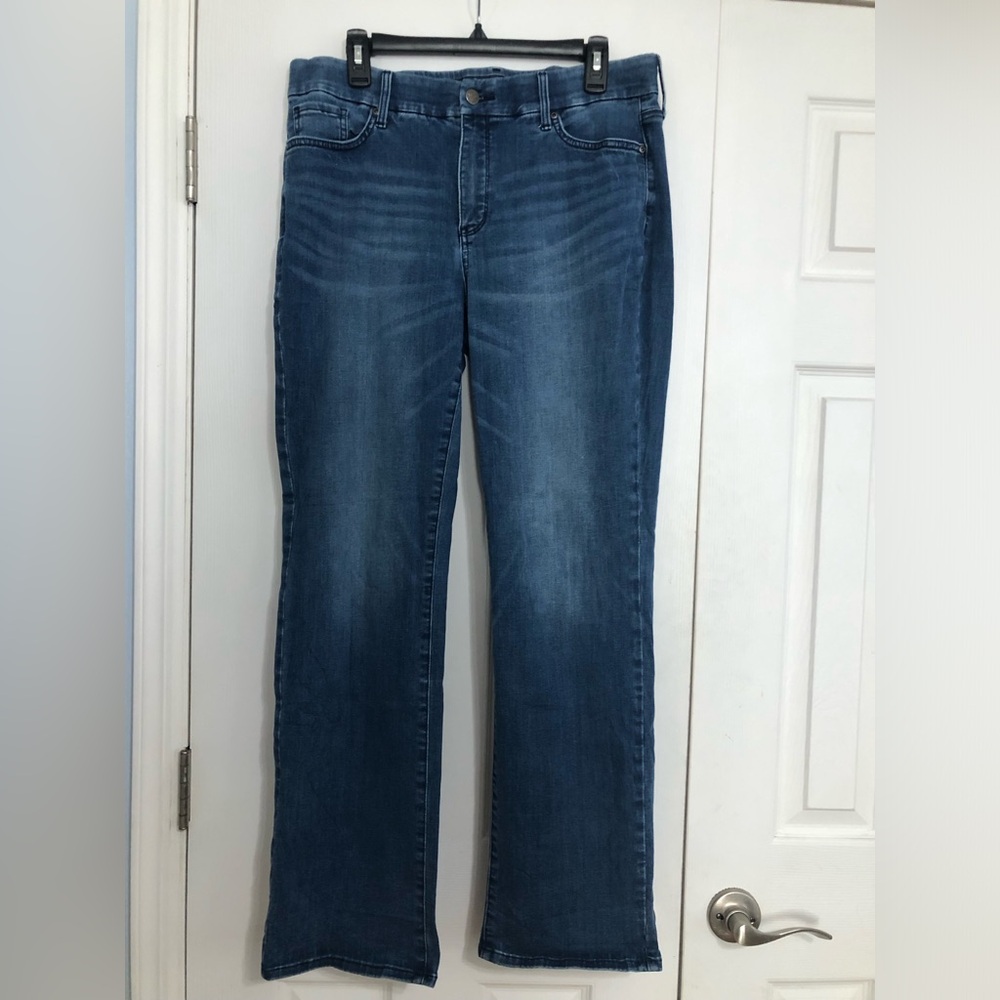 NYDJ waist match stretch straight leg jeans size large Classic Midwash Blue